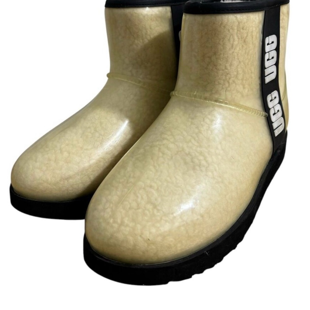UGG Classic Off White Protective Covering shirt Boot 12